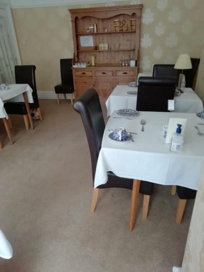 St Davids & Moorfield Hotels Chapel Street Llandudno Esterno foto