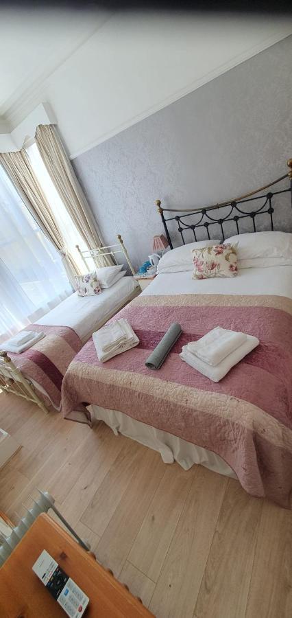St Davids & Moorfield Hotels Chapel Street Llandudno Esterno foto